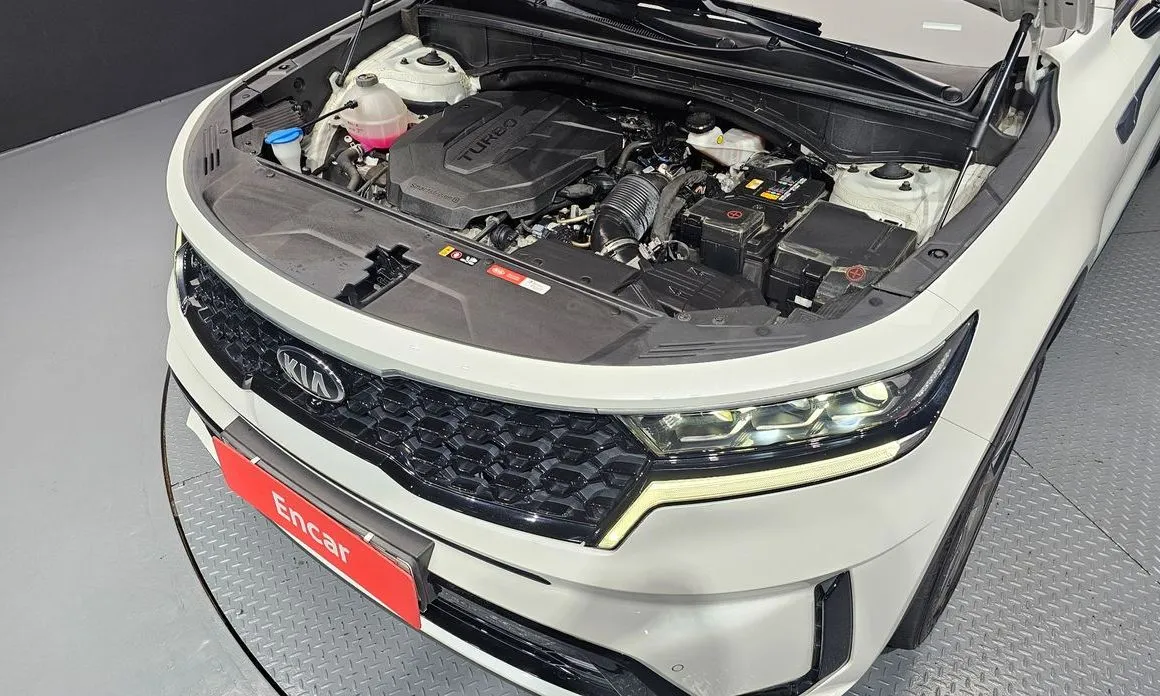 Kia Sorento — фото 10