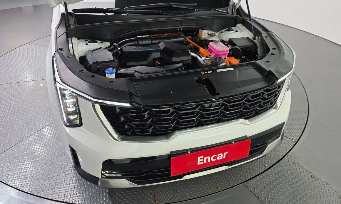 Kia Sorento — фото 8