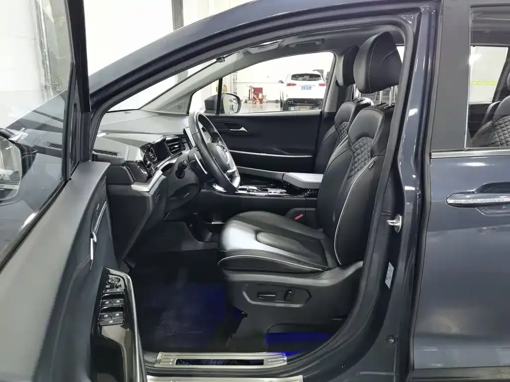 Hyundai Custo — фото 8