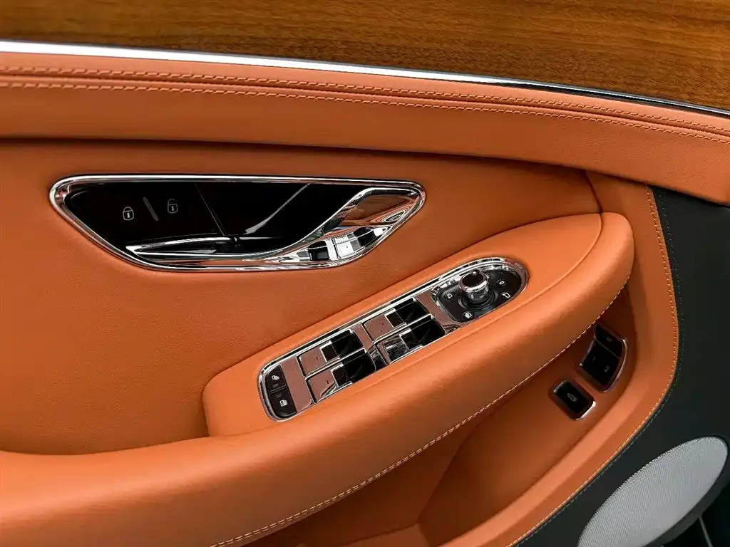 Bentley Continental — фото 8