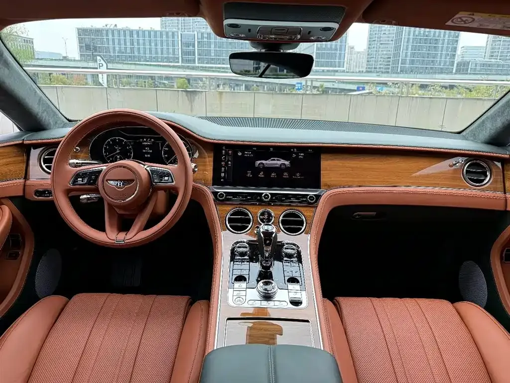 Bentley Continental — фото 5