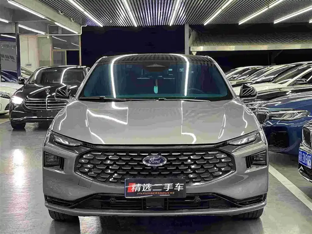 Ford Mondeo — фото 9