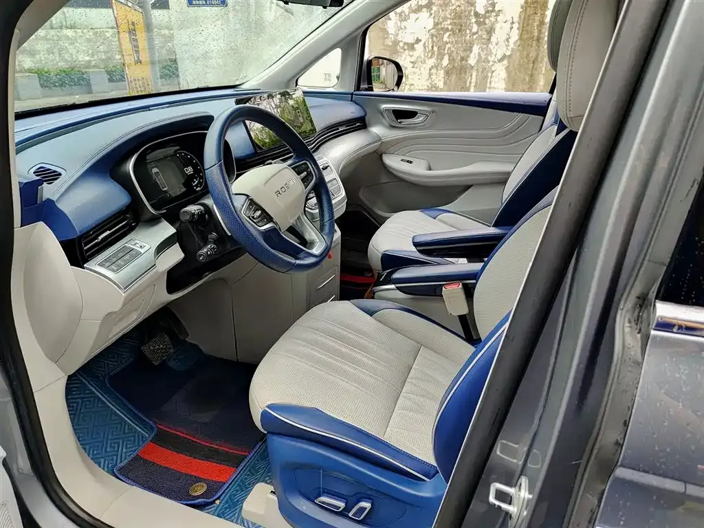 Roewe iMAX8 — фото 4