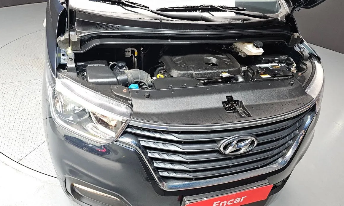 Hyundai Starex — фото 10