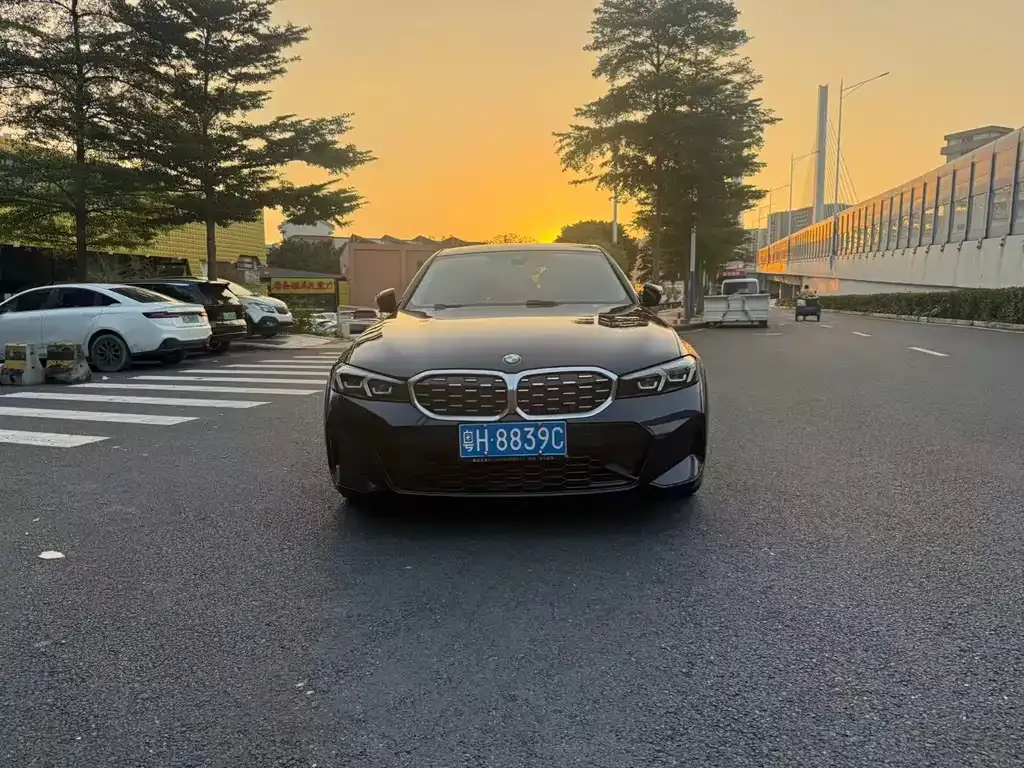 BMW 3 Series — фото 1