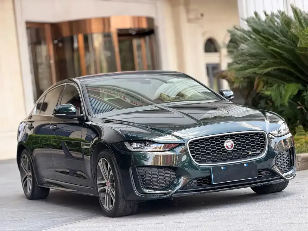 Jaguar XEL — фото 3