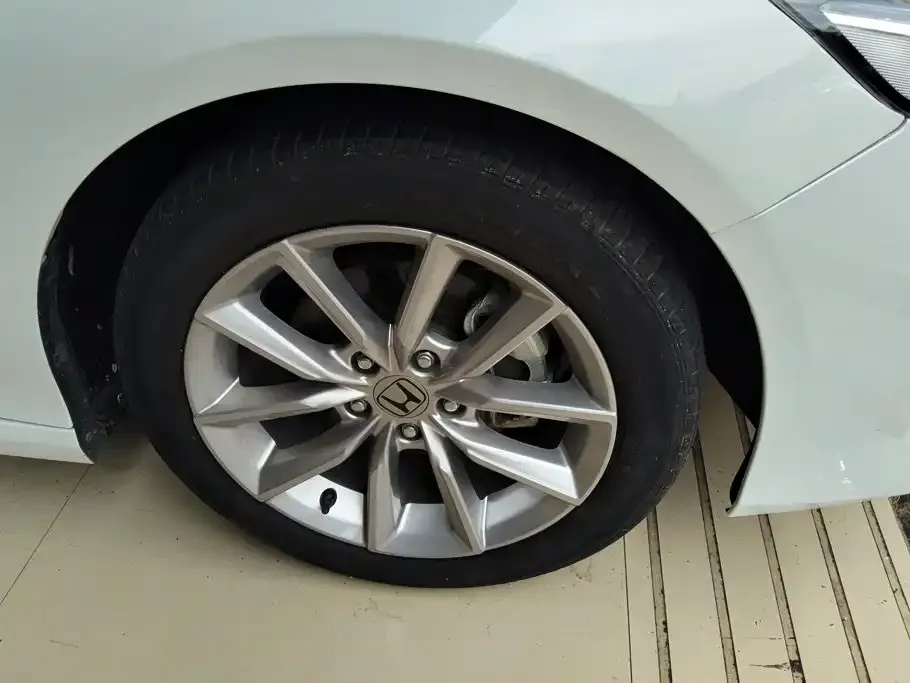 Honda Accord — фото 2