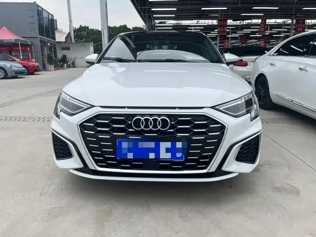 Audi A3 2024 из CN, фото 7