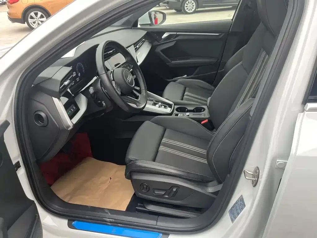Audi A3 2024 из CN, фото 10