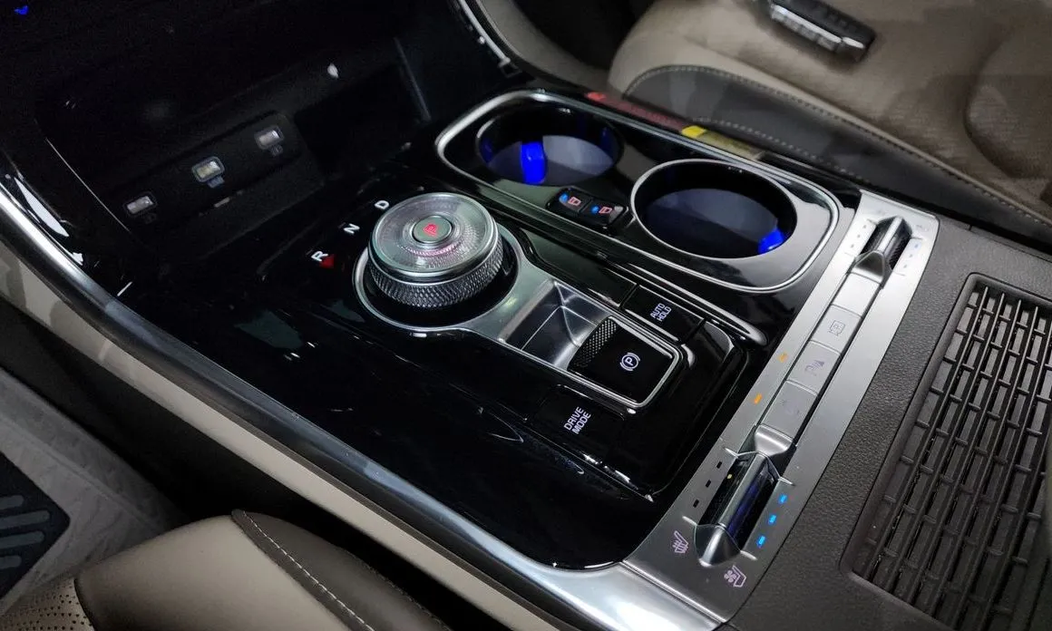 Kia Carnival 2023 из KR, фото 8