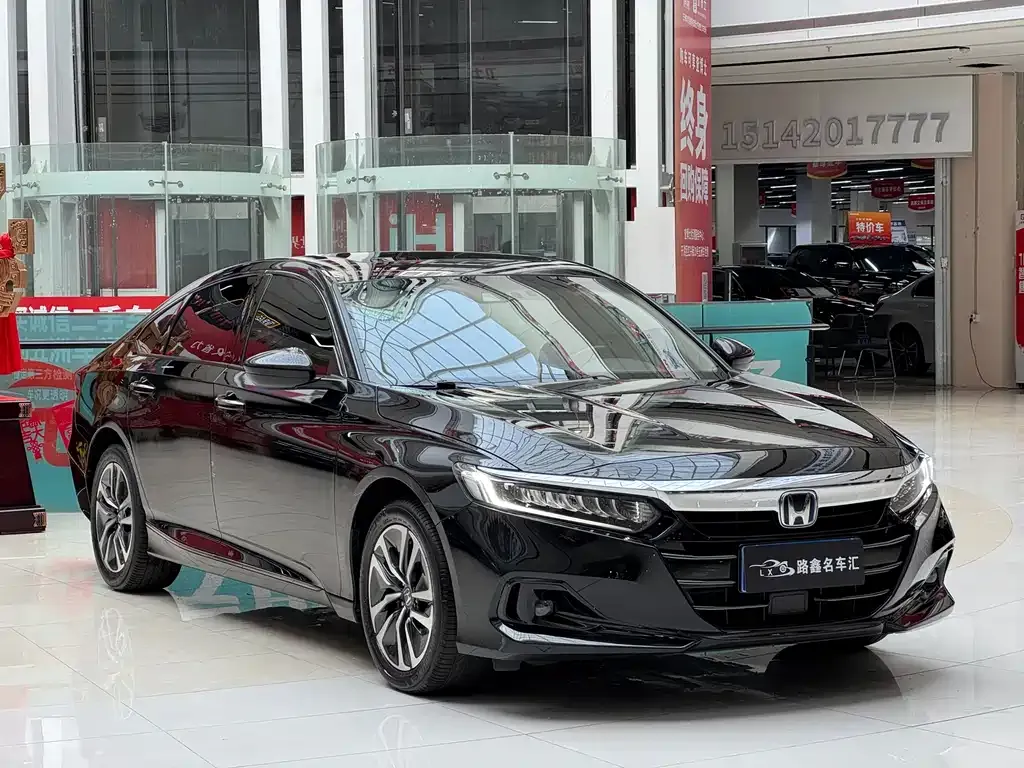 Honda Accord — фото 6