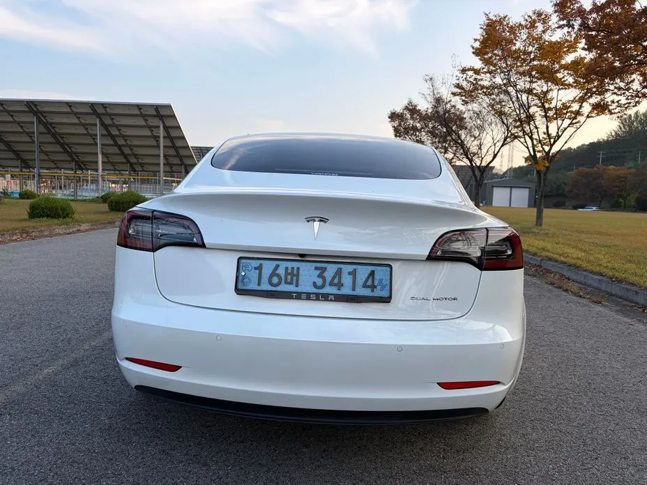 Tesla Model 3 — фото 7