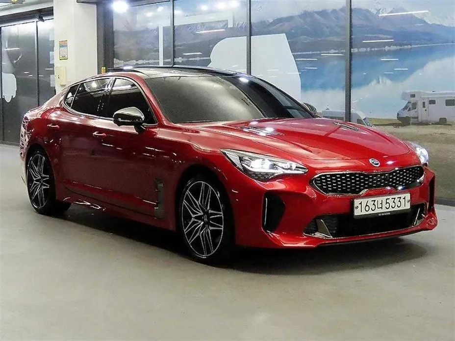 Kia Stinger — фото 1
