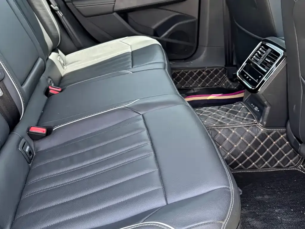 Volkswagen Passat 2024 из CN, фото 6