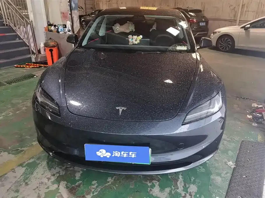 Tesla Model 3 — фото 10