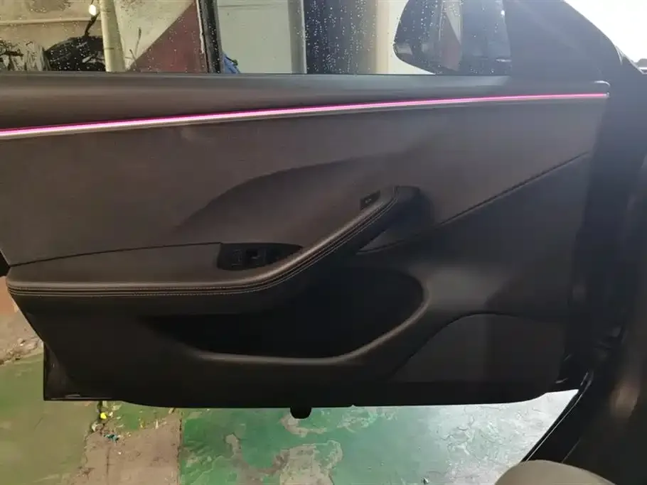 Tesla Model 3 — фото 2