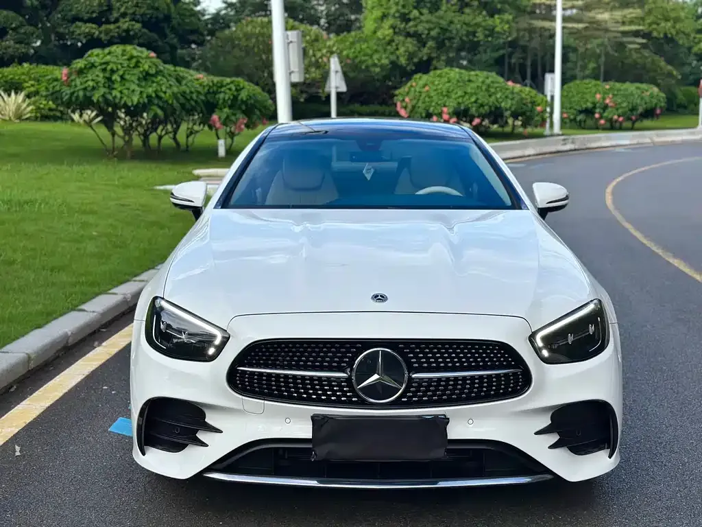 Mercedes-Benz E-Class (Import) — фото 3