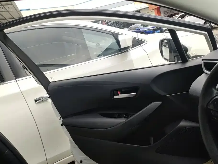 Toyota Allion — фото 10