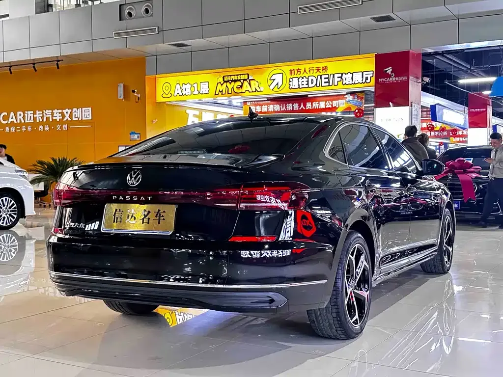 Volkswagen Passat — фото 7