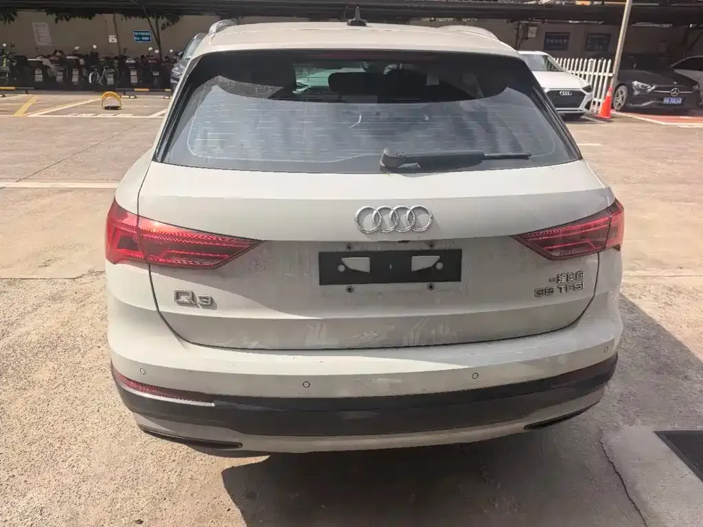 Audi Q3 — фото 4