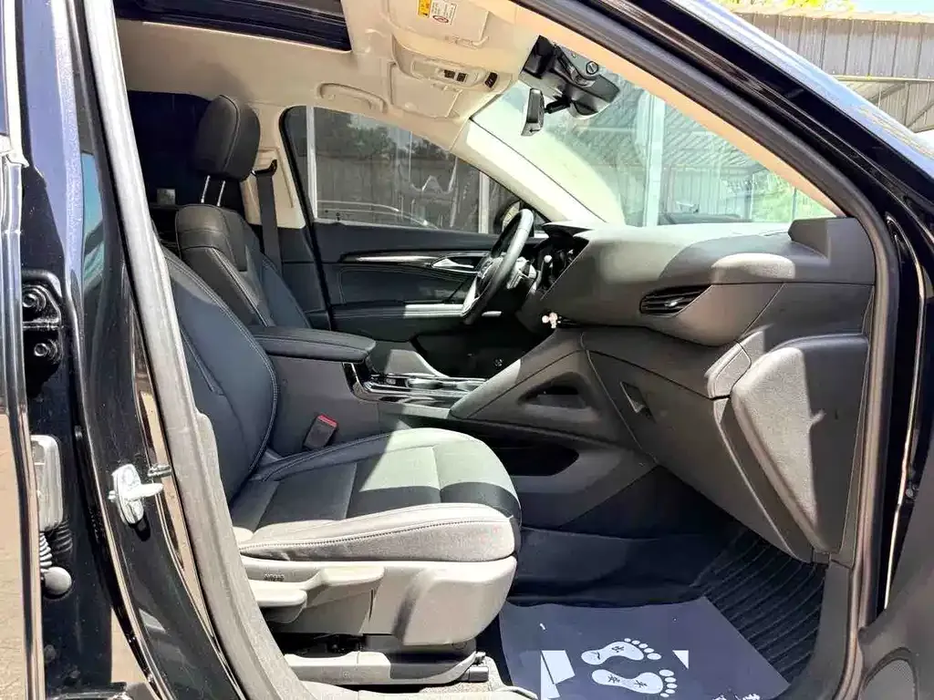 Buick Envision Plus — фото 3