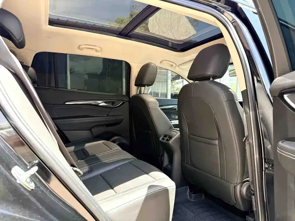 Buick Envision Plus — фото 9