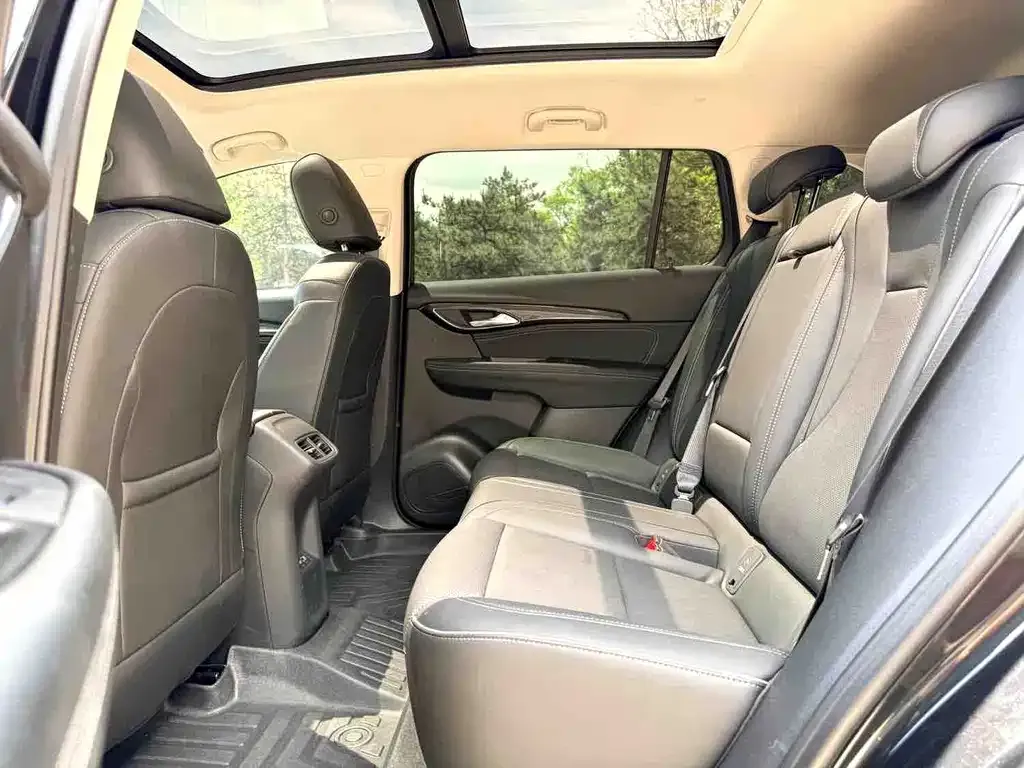 Buick Envision Plus — фото 4