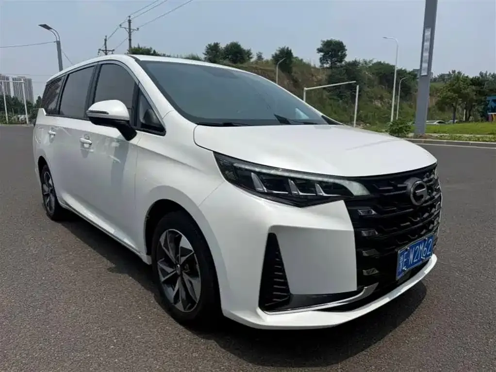 GAC Motor Trumpchi M6 — фото 2