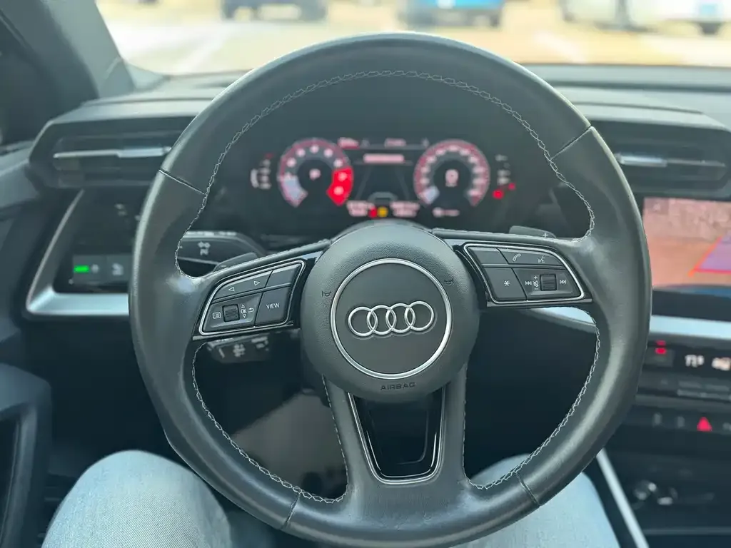 Audi A3 — фото 2