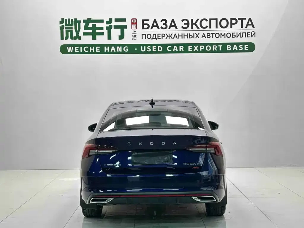 Skoda Octavia — фото 2