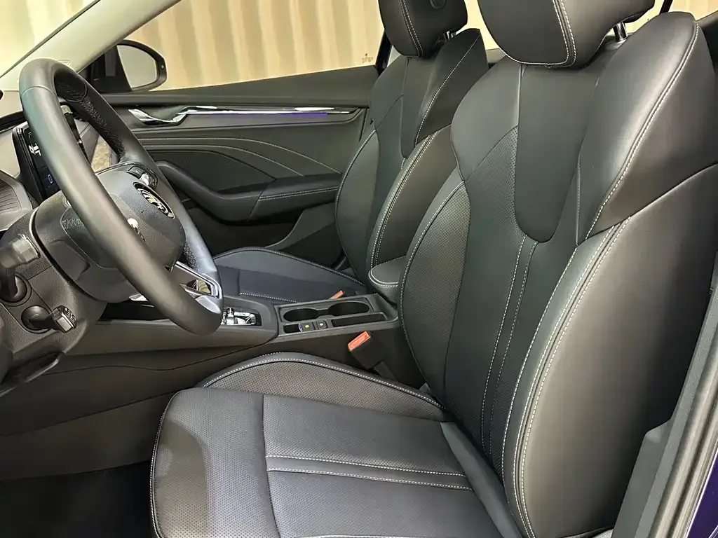 Skoda Octavia — фото 8