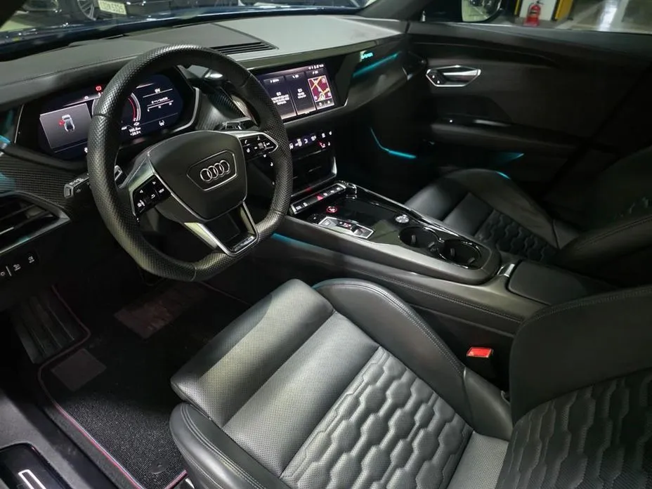 Audi e-tron GT — фото 6