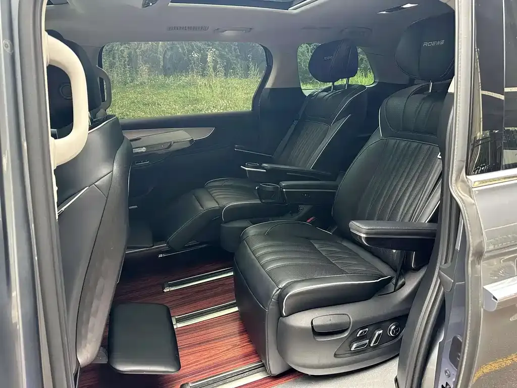 Roewe iMAX8 — фото 8