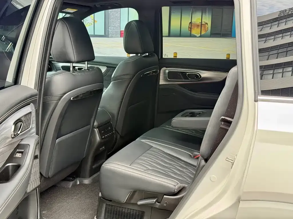 GAC Motor Trumpchi GS8 — фото 2
