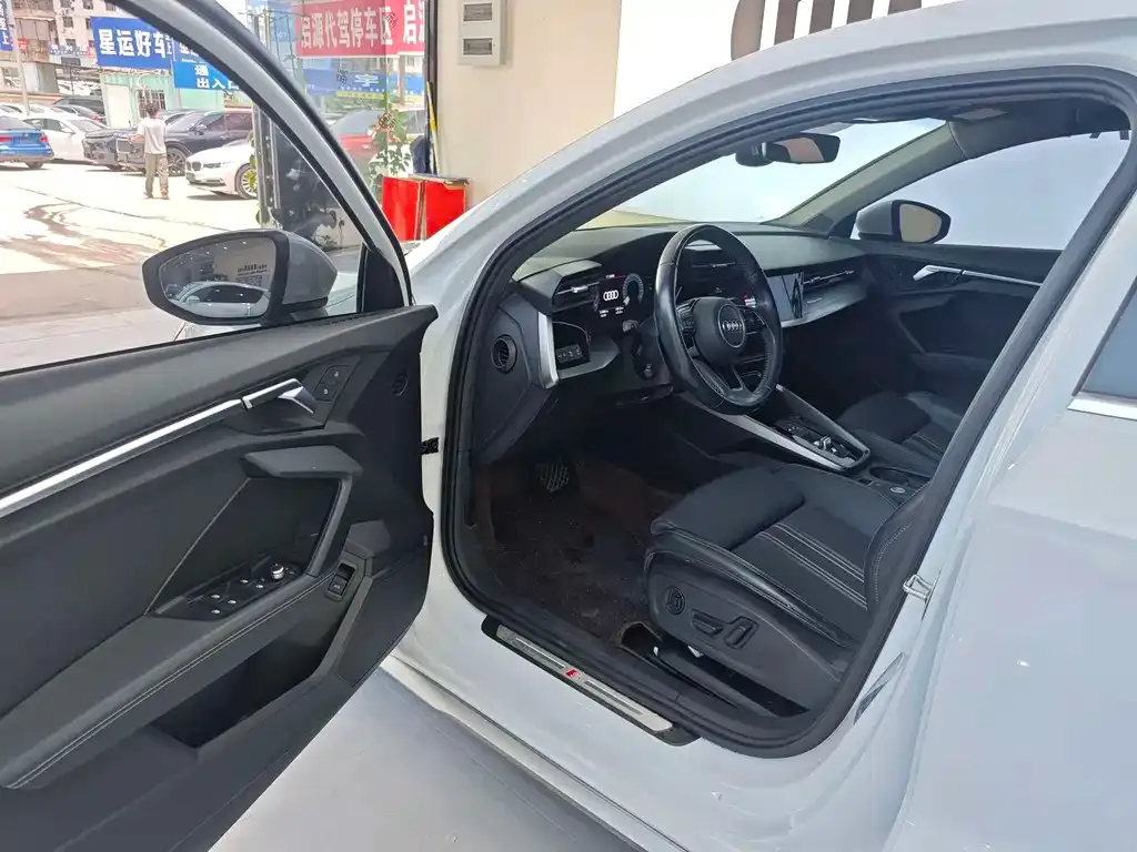 Audi A3 2022 из CN, фото 7