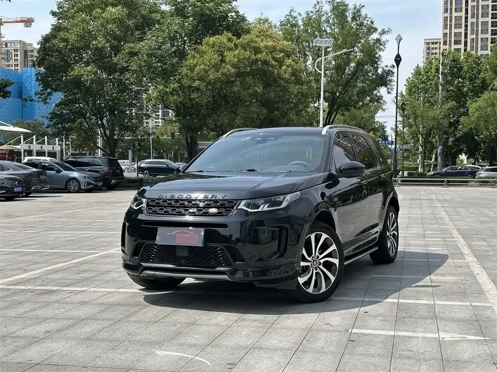 Land Rover Discovery Sport — фото 1