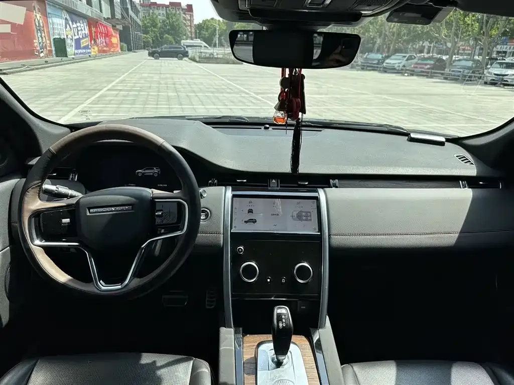 Land Rover Discovery Sport — фото 3