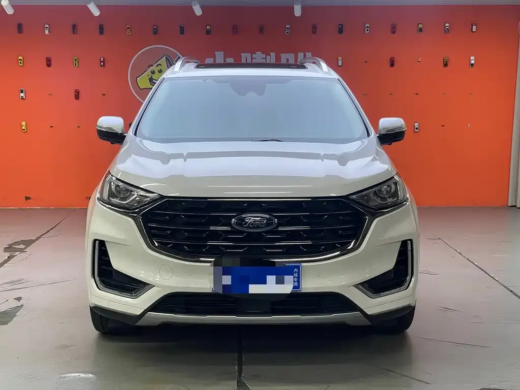 Ford Edge — фото 8