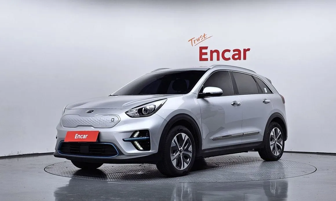 Kia Niro — фото 1