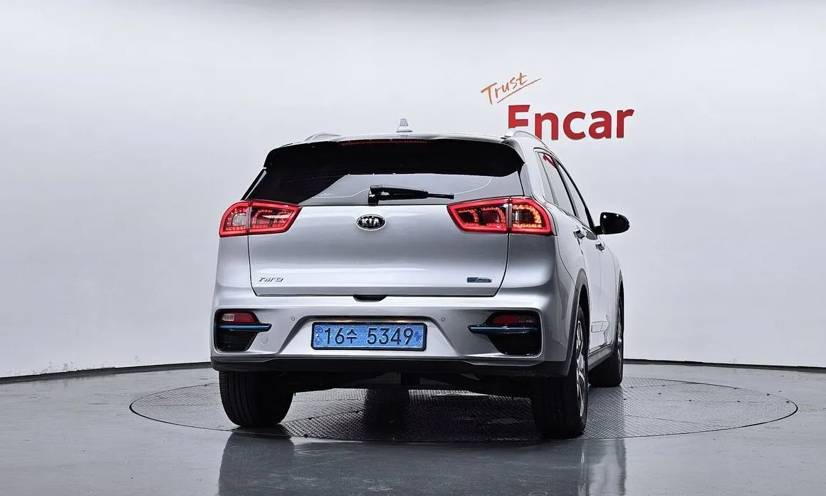 Kia Niro — фото 3