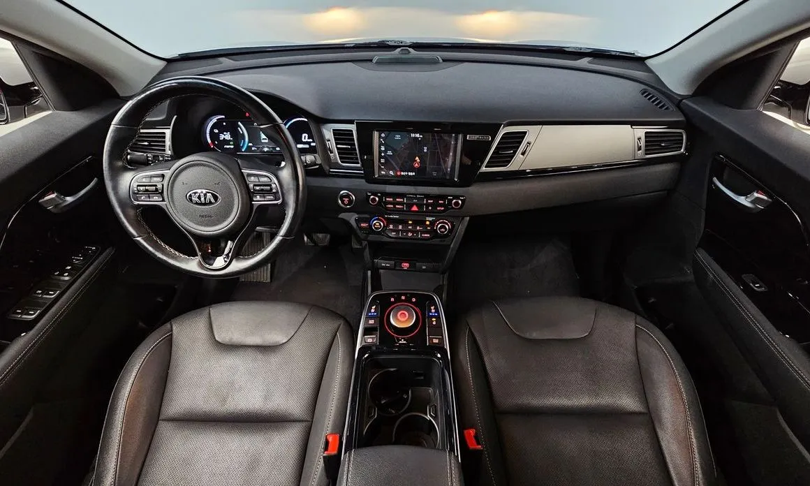 Kia Niro — фото 10