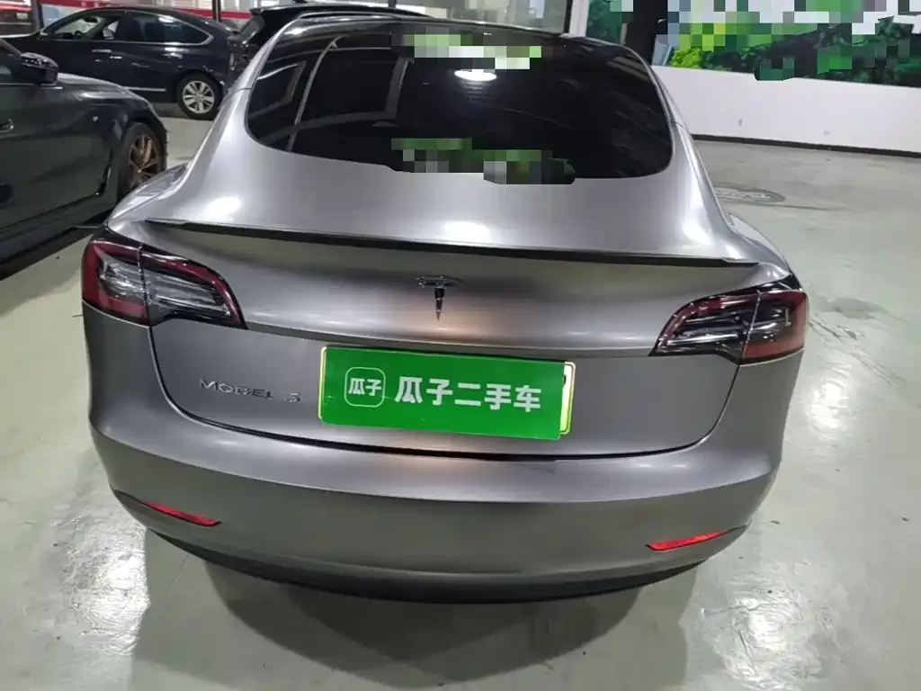 Tesla Model 3 — фото 6