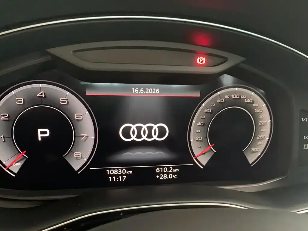 Audi Q7 — фото 2