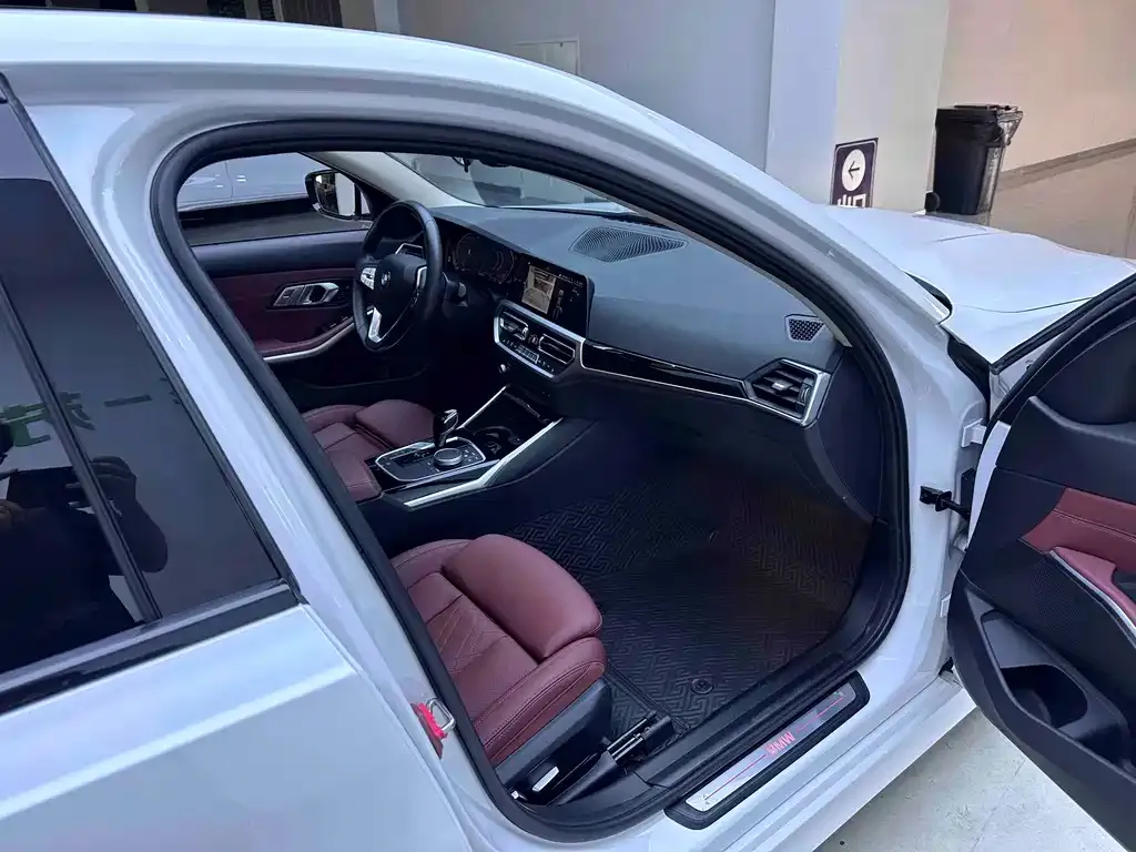 BMW 3 Series — фото 10