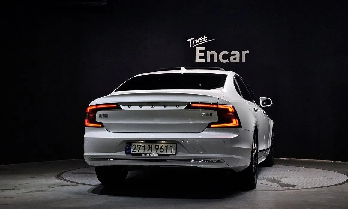 Volvo S90 — фото 7