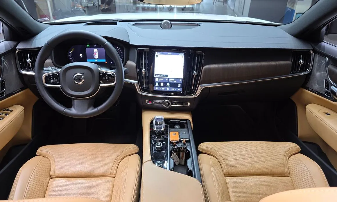 Volvo S90 — фото 10