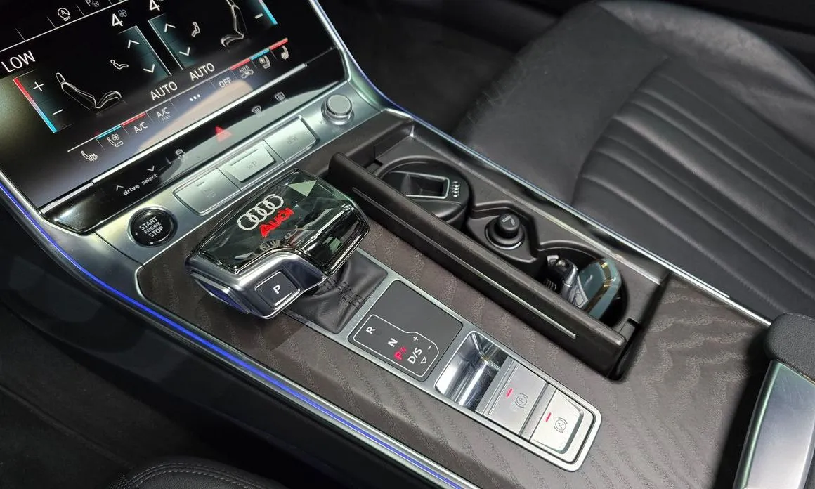Audi A6 — фото 10