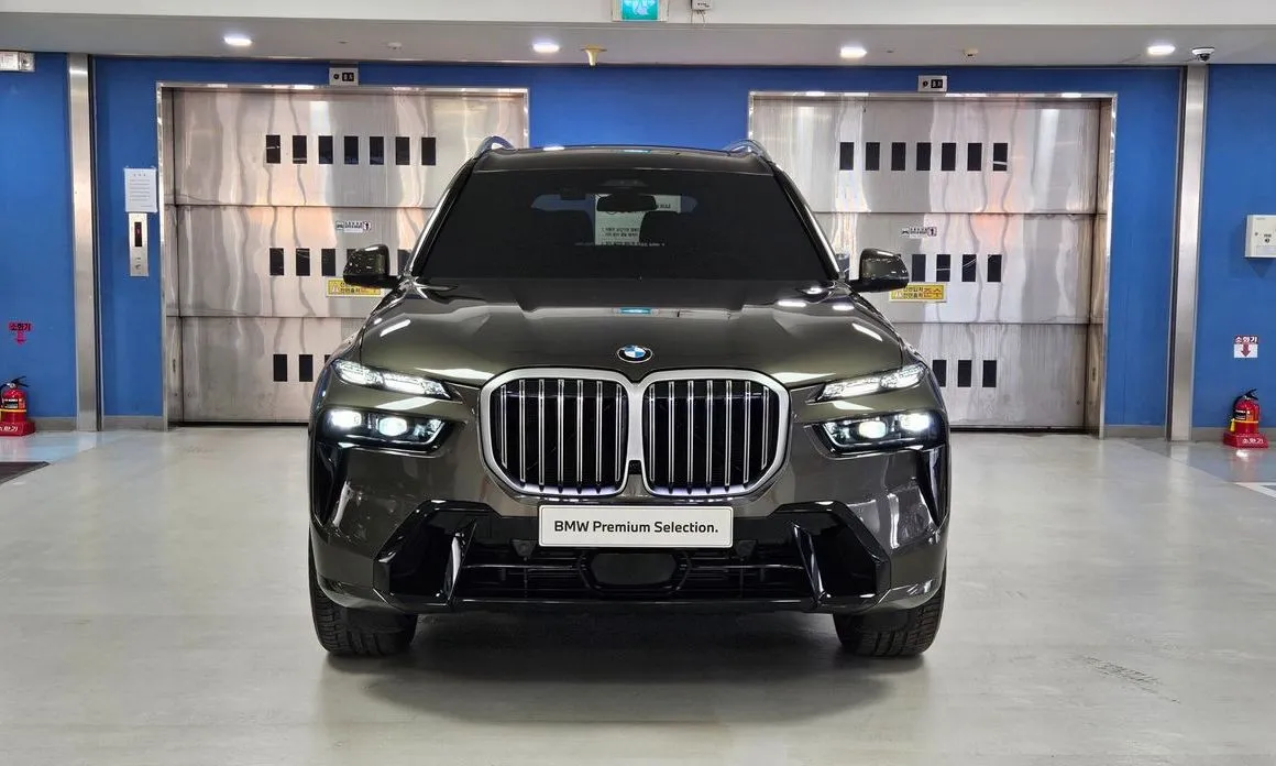 BMW X7 — фото 2