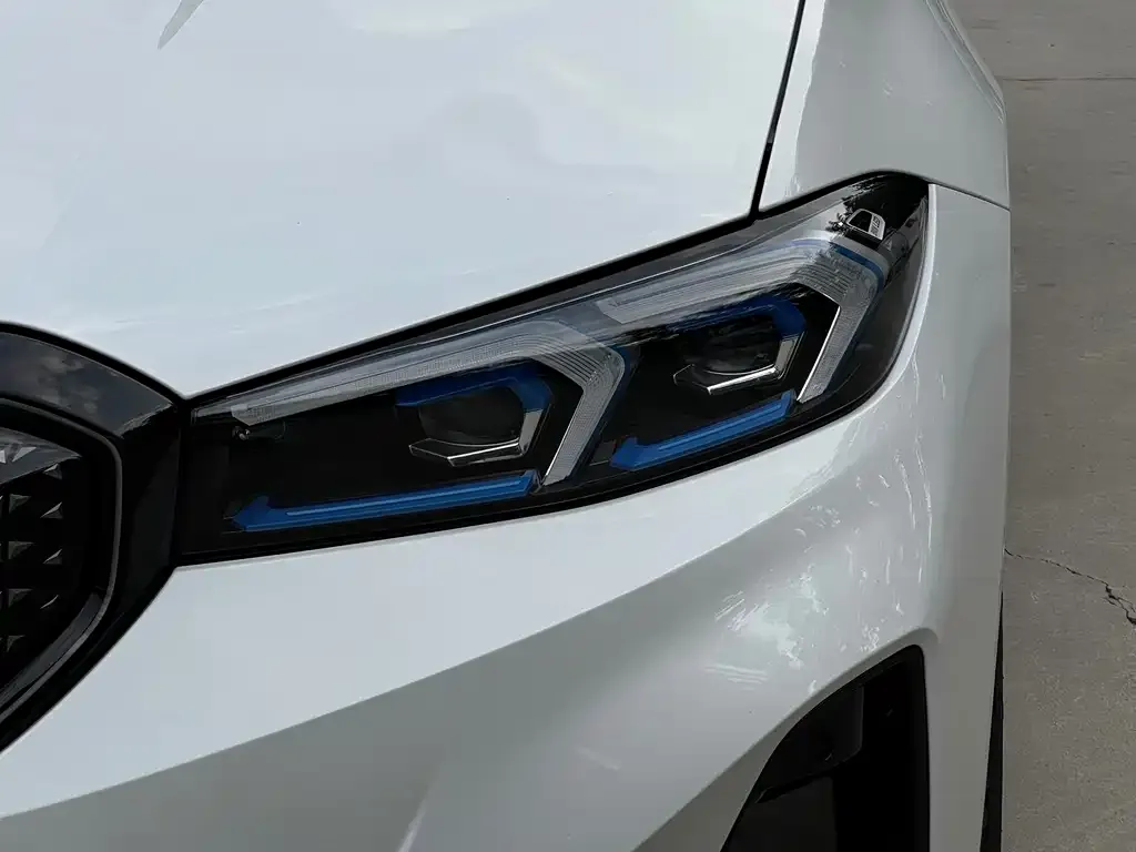 BMW i3 — фото 2