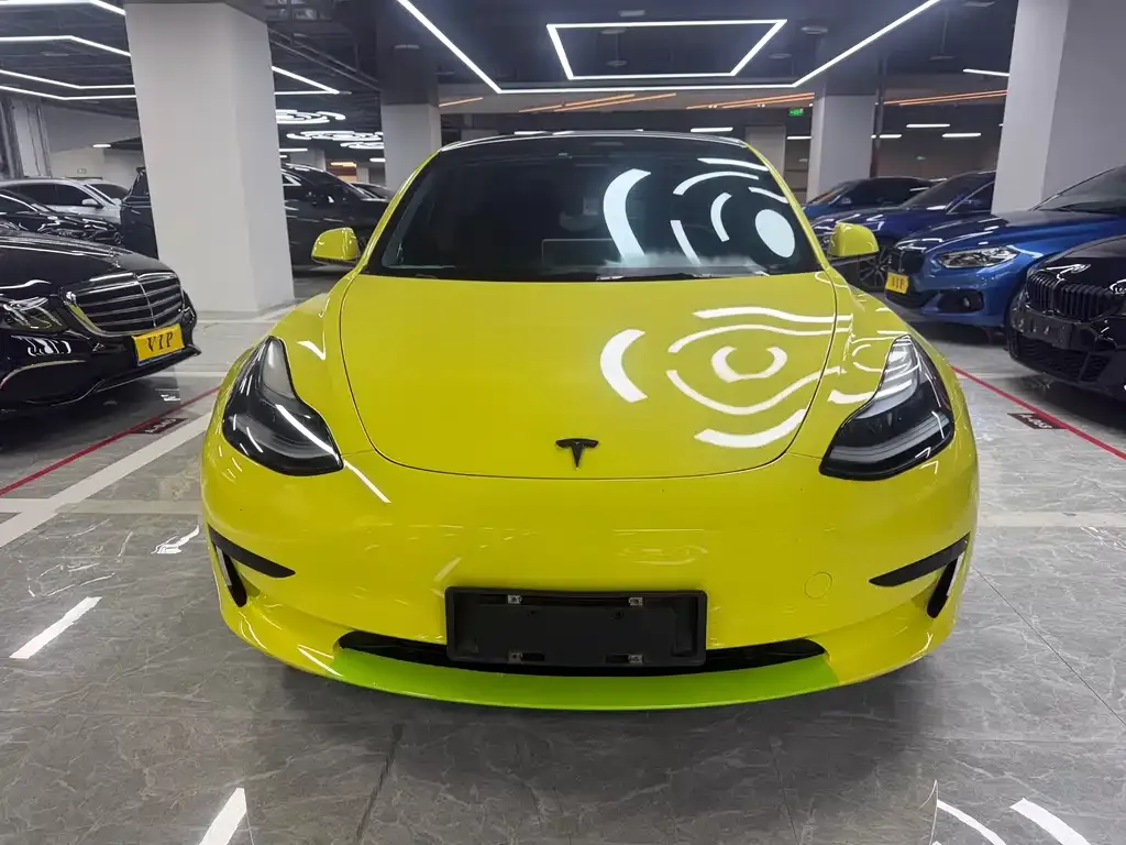 Tesla Model 3 — фото 9